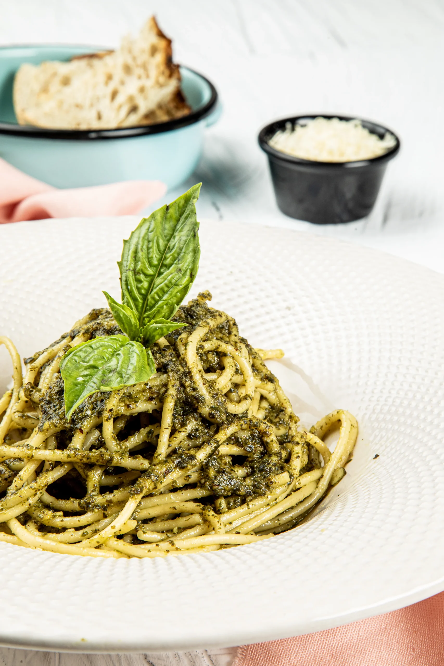 Spaghetti al pesto